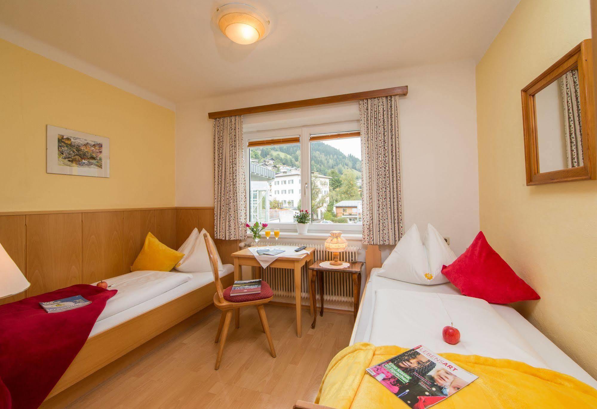 Hotel Pension Hubertus Zell am See Eksteriør bilde